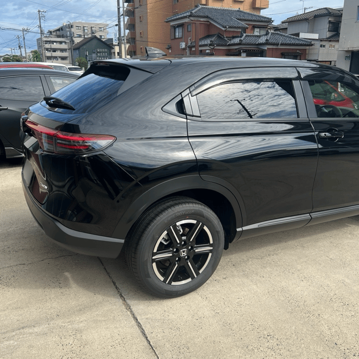 ホンダ　ヴェゼル　カーフィルム施工　WINCOS GY-5IR　リアサイド