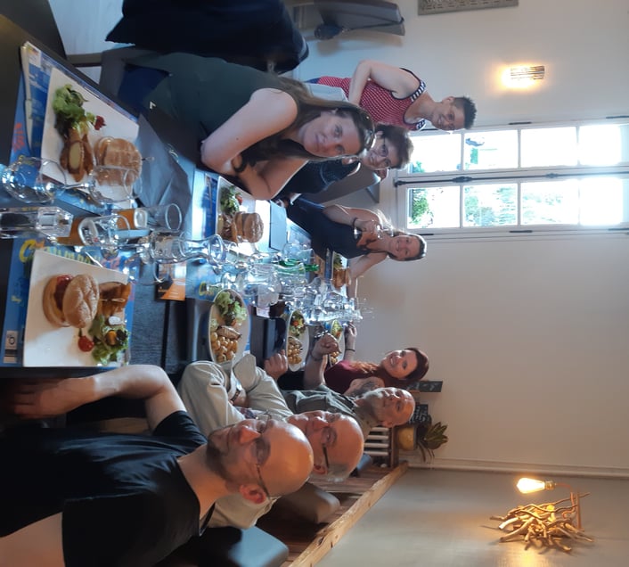 Un restaurant avec les stagiaires