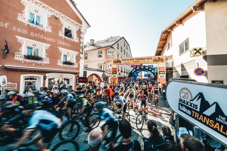 Start Bike Transalp ©Desire Lines