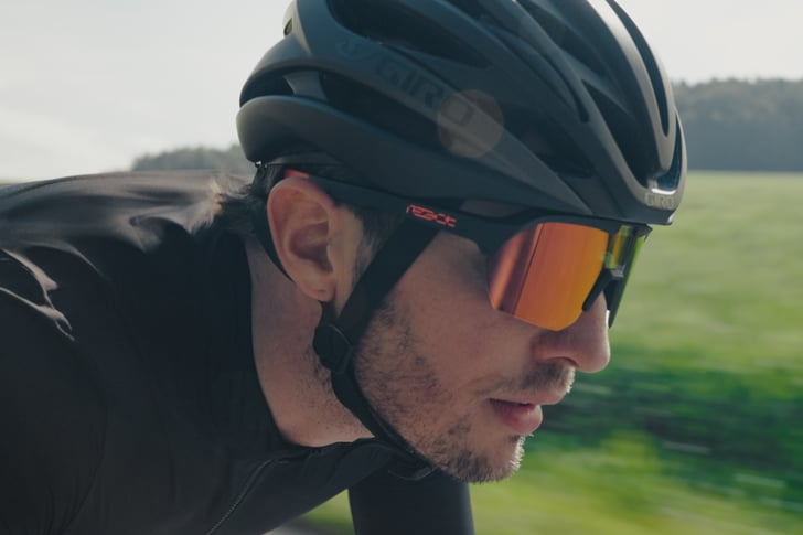 Die innovativen Sportbrillen von react aus der Schweiz sind ab 1. März 2024 beim Koblenzer Markenspezialisten RTI Sports erhältlich. Copyrights: RTI Sports / react