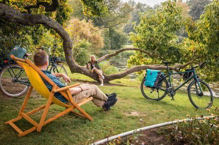 Der wunderschöne deutsch-polnische Landschaftspark, geschaffen von Hermann Fürst von Pückler-Muskau lädt zum Entdecken, Entschleunigen und Genießen ein. / (c) Philipp Herfort 