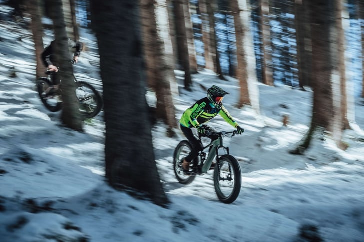 Korbinian und Laurenz waren mit den E-Fatbike-Fullies unterwegs: