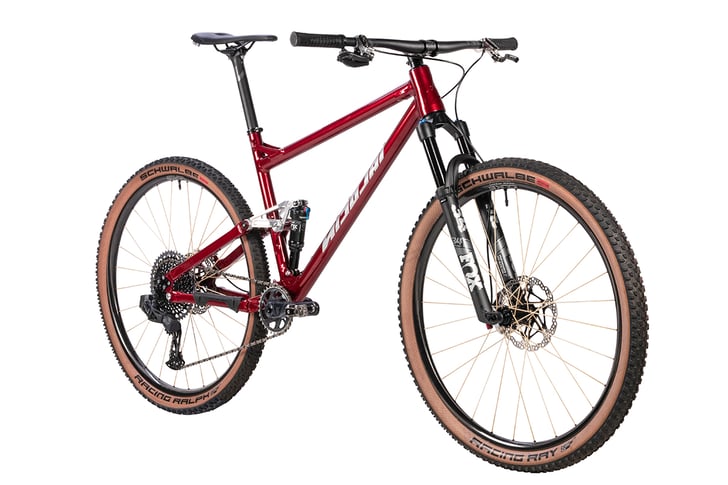 Leicht und schnell: Das Nicolai Saturn 11