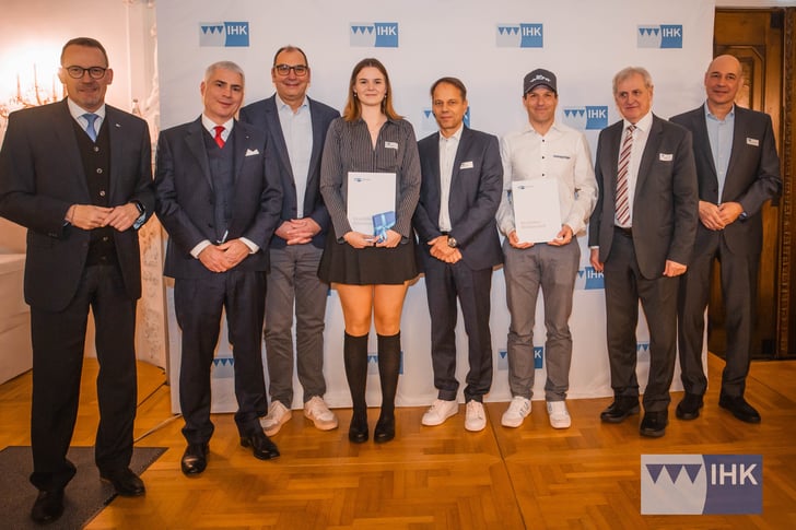 Messingschlager-Auszubildende Marie Hohleweg als Bayerns Beste im E-Commerce geehrt ©Messingschlager