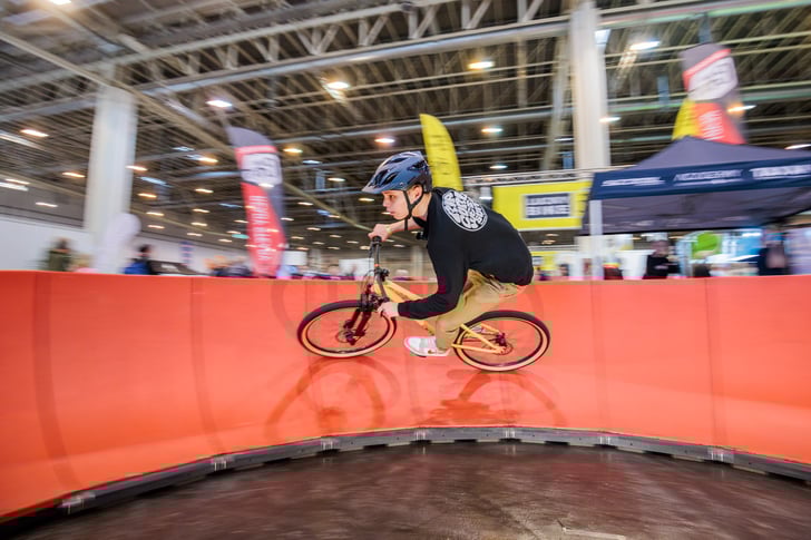  S’COOL PUMPTRACK in Halle 4 ©Fahrrad Essen