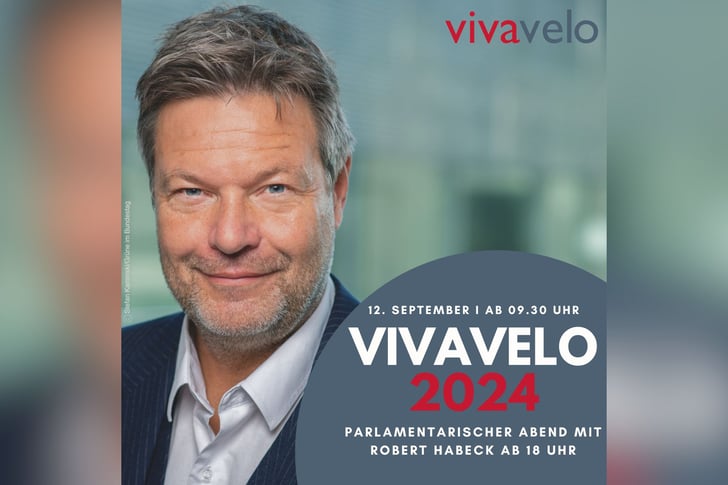Dr. Robert Habeck, Vizekanzler und Bundesminister für Wirtschaft und Klimaschutz auf der vivavelo 2024 ©Bild: BMWK / Dominik Butzmann