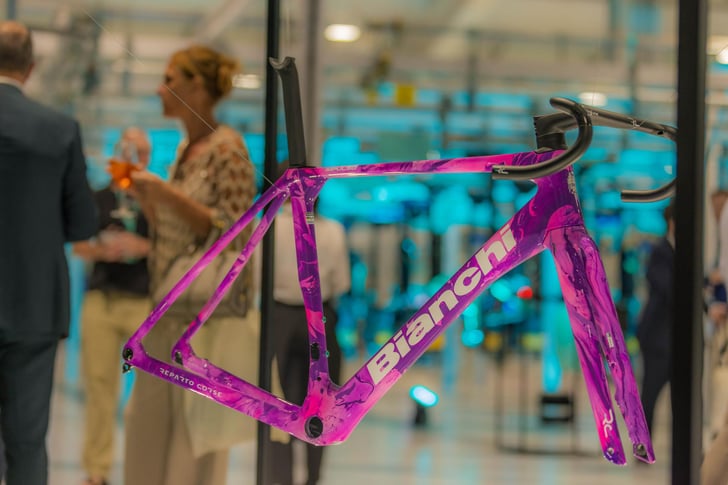 The Impulso RC in the exclusive Miami Drip colorway, designed by Officina Edoardo Bianchi ©Bianchi