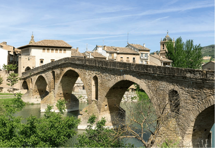 Französischer Weg: Pamplona - Puente La Reina, Spanien ©buycycle