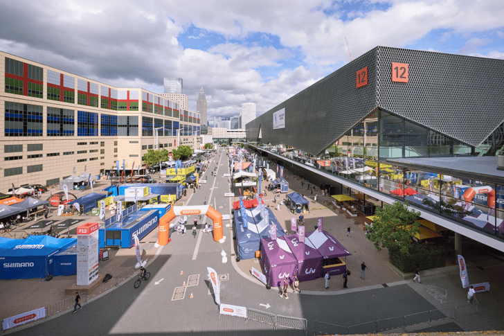 Panoramablick auf die Eurobike-Messe 2025 ©Eurobike