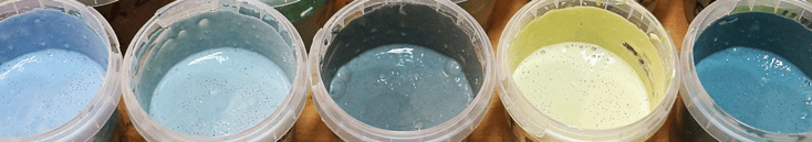 Pigmente mit Wasser angeschlämmt