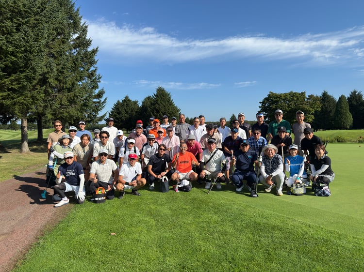 第10回J-REC北海道支部ゴルフコンペの集合写真