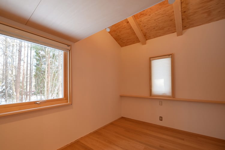 飯綱山荘Ⅲ　長野市　完成見学会　news設計室　飯綱高原　竣工写真