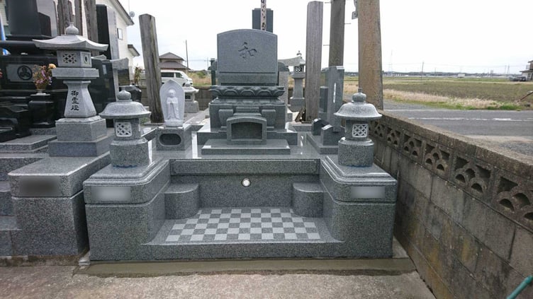 墓所　アーバングレイを使用した墓石