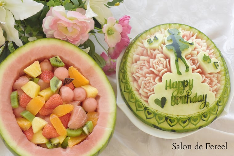 カービング　スイカ　彫刻　誕生日　結婚式　メロン　フルーツカービング　教室　大阪　薔薇　ソープカービング　　プレゼント　オーダー　フラワーケーキ　carving watermelon