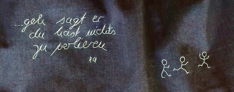 Quel Theatre, Kleider & Accessoires, Handwerk für Persönlichkeit, Kontur und Bewegungsfreiheit