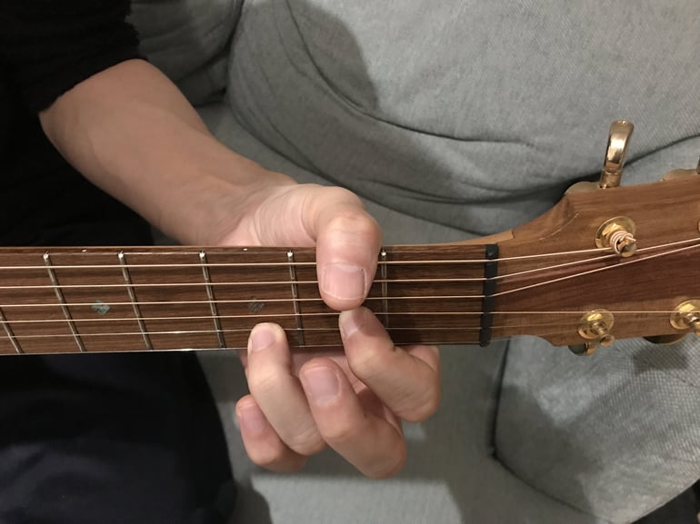 Dadd9の押さえ方