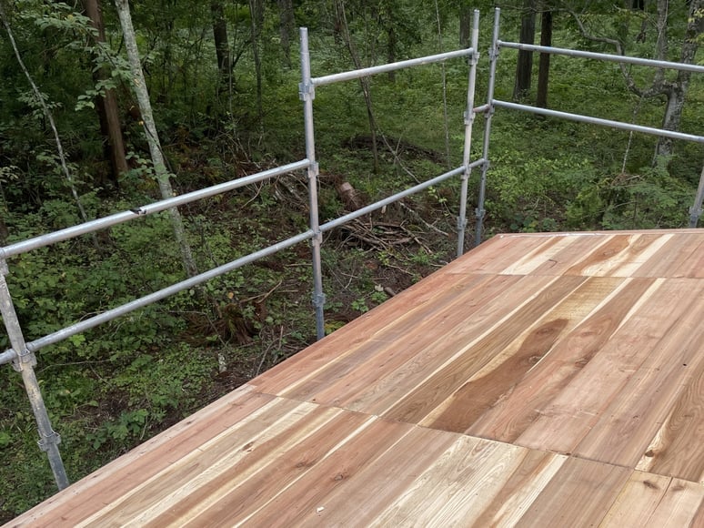 長野県　松本市　長野市　飯綱高原　建築設計事務所　建築家　news設計室　丸山和男　別荘設計　飯綱山荘Ⅲ　杉野地板