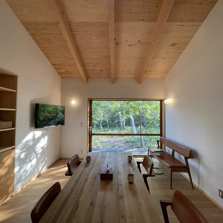 長野県　松本市　長野市　飯綱高原　建築設計事務所　建築家　news設計室　丸山和男　別荘設計　飯綱山荘Ⅱ（長野市）　建て方