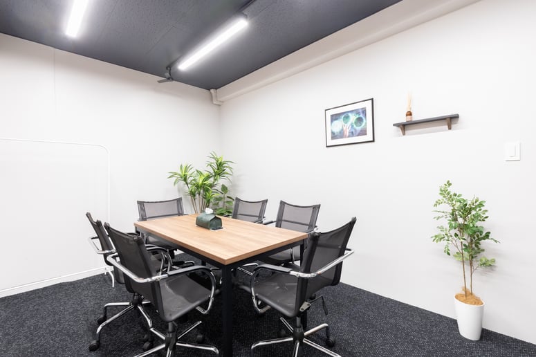 ミーティングルーム画像