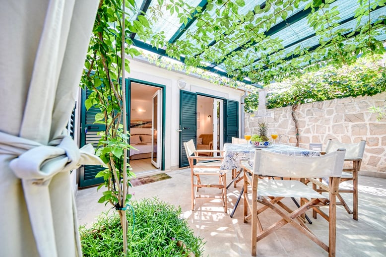 #povlja #islandbrac #wyspabrac #isolabrac #inselbrac #adriatic #sea #mare #meer #dalmatia #dalmazia #dalmatien #croatia #croazia #chorwacja #kroatien #apartmentspovlja #holidayapartments #vacation #vacanze #urlaub 