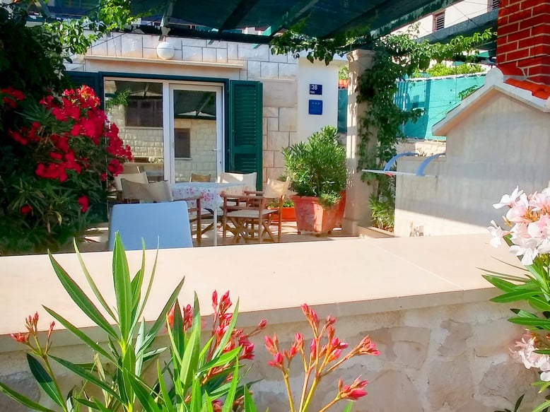 #povlja #islandbrac #wyspabrac #isolabrac #inselbrac #adriatic #sea #mare #meer #dalmatia #dalmazia #dalmatien #croatia #croazia #chorwacja #kroatien #apartmentspovlja #holidayapartments #vacation #vacanze #urlaub 