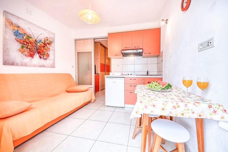 #apartmanibrac #apartmanipovlja #apartmentbracisland #apartmentpovlja #apartmentsbrac #apartmentspovlja #bracisland #povlja #villagracin 