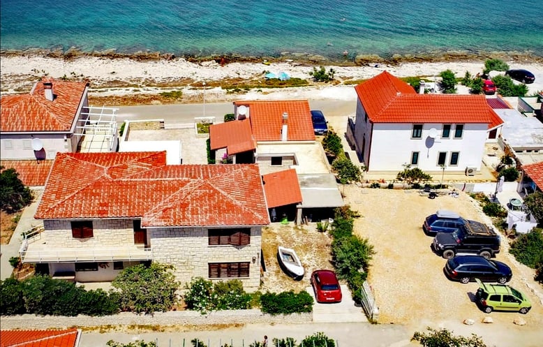 #povlja #islandbrac #wyspabrac #isolabrac #inselbrac #adriatic #sea #mare #meer #dalmatia #dalmazia #dalmatien #croatia #croazia #chorwacja #kroatien #apartmentspovlja #holidayapartments #vacation #vacanze #urlaub  