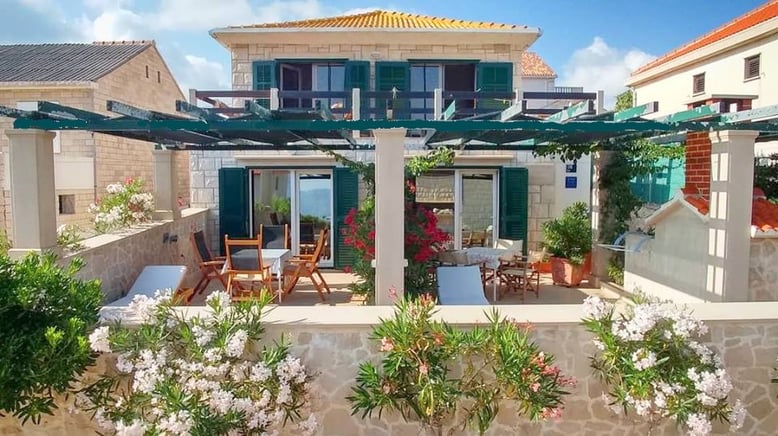 #apartmanibrac #apartmanipovlja #apartmentbracisland #apartmentpovlja #apartmentsbrac #apartmentspovlja #bracisland #povlja #villagracin