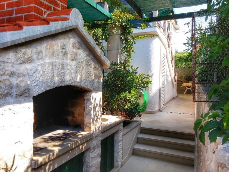 #povlja #islandbrac #wyspabrac #isolabrac #inselbrac #adriatic #sea #mare #meer #dalmatia #dalmazia #dalmatien #croatia #croazia #chorwacja #kroatien #apartmentspovlja #holidayapartments #vacation #vacanze #urlaub