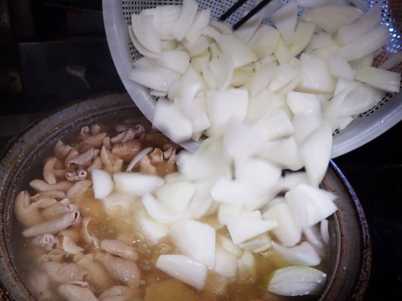 もつ煮の出汁　デリバリー　出前