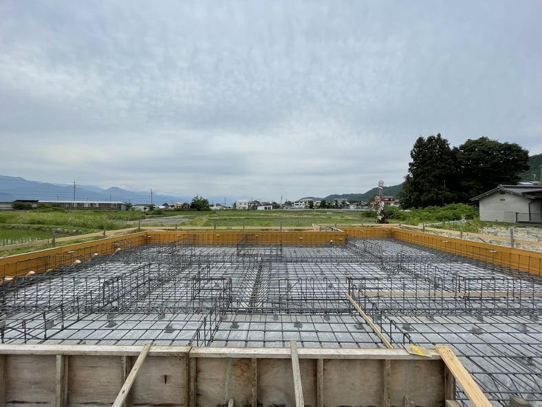 長野県　松本市　安曇野市　建築設計事務所　建築家　news設計室　丸山和男　住宅設計　設計監理　島内の家Ⅲ　配筋検査　瑕疵担保保証　長期優良住宅　基礎工事