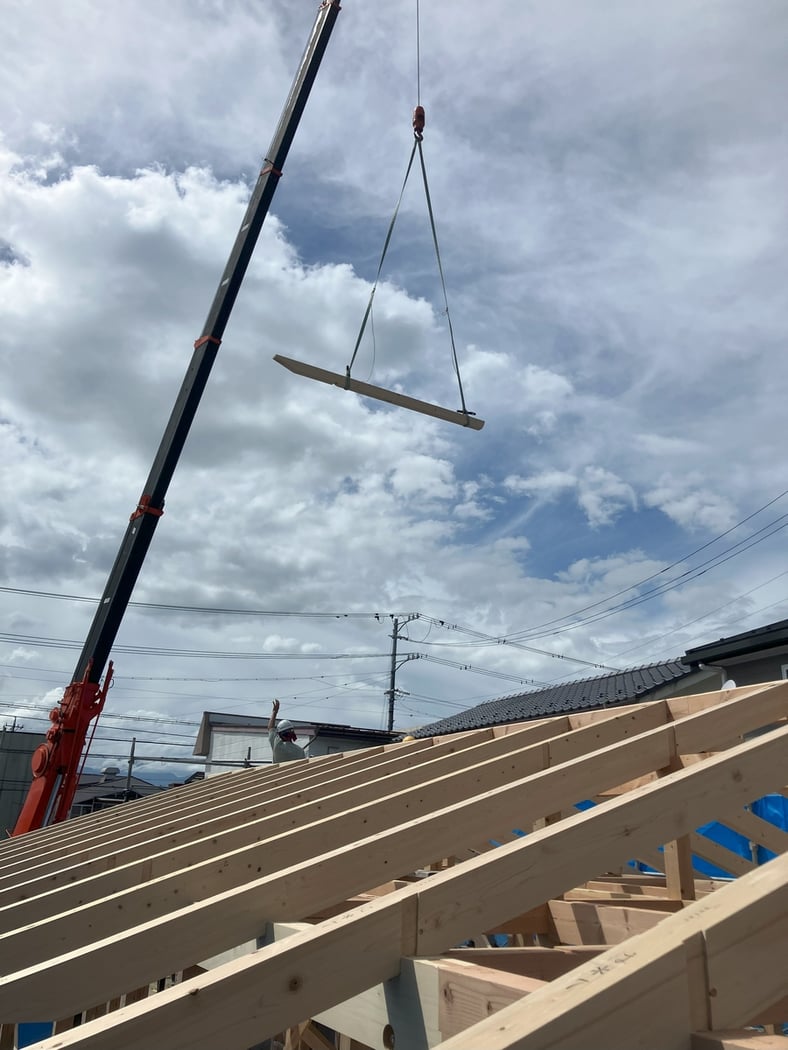 長野県　松本市　安曇野市　建築設計事務所　建築家　news設計室　丸山和男　住宅設計　設計監理　出川町の家Ⅰ　建て方