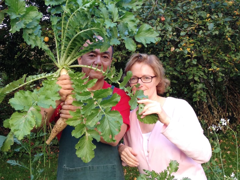 Tomoyuki Takada & Eva Axnix-Takada