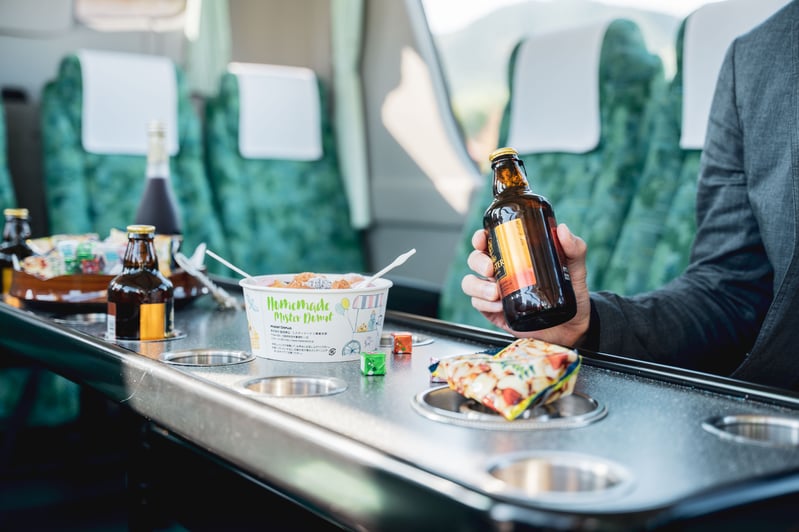 社内でお酒やおつまみを楽しめます