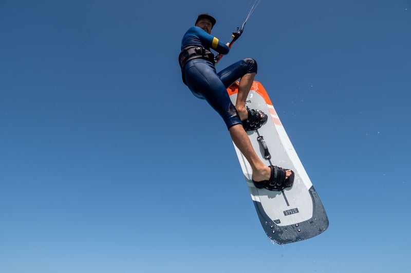 Flysurfer Stage 2 Monsterdoor Board Monsterdoor Leichtwind Board bei WindSucht