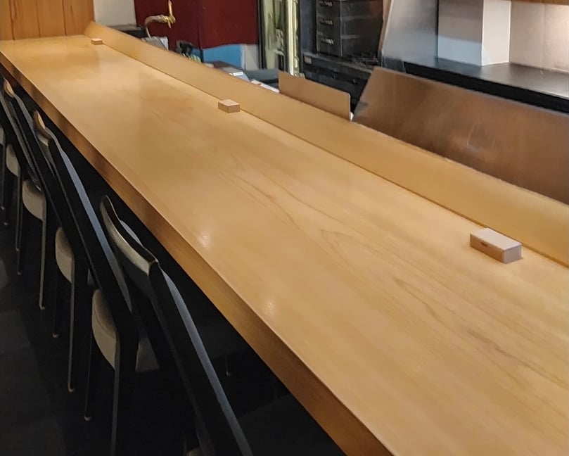 桧（檜）カウンター