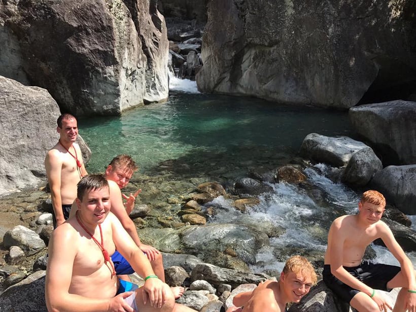 Ein schöner Badeplatz, gleich neben unserer Zeltstadt