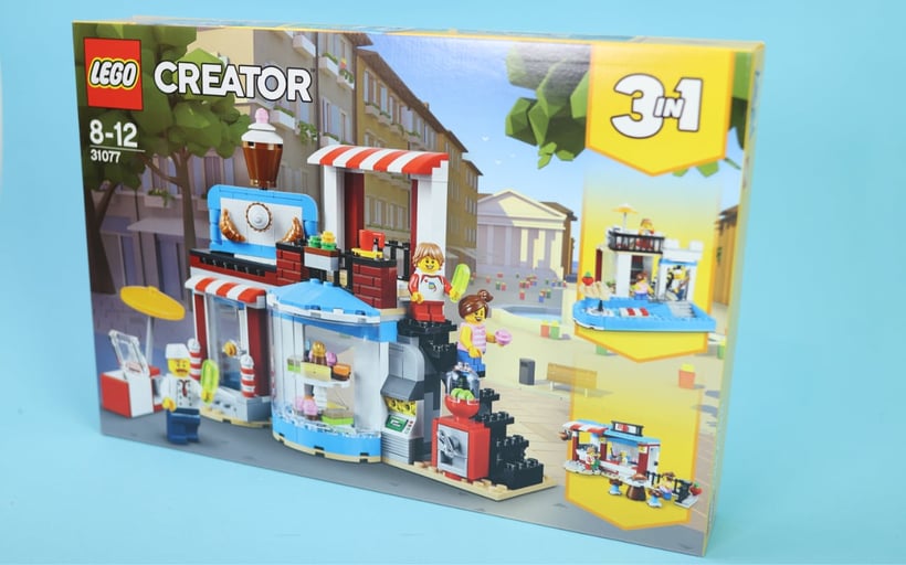 [Werbung] LEGO® Rebuilt by DIY Eule: Das 3in1 Creator Set modulares Zuckerhaus neu gedacht als winterliches Café Rudolf mit weihnachtlichen LEGO-Figuren 