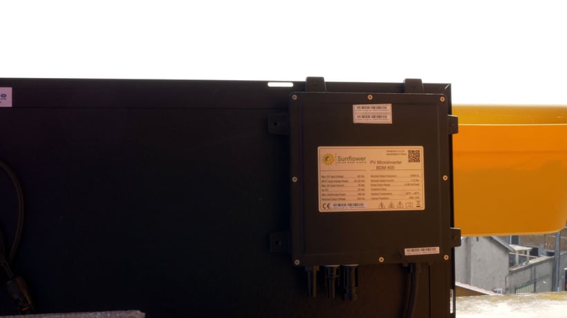 Sunflower Solar micro-onduleur fixé