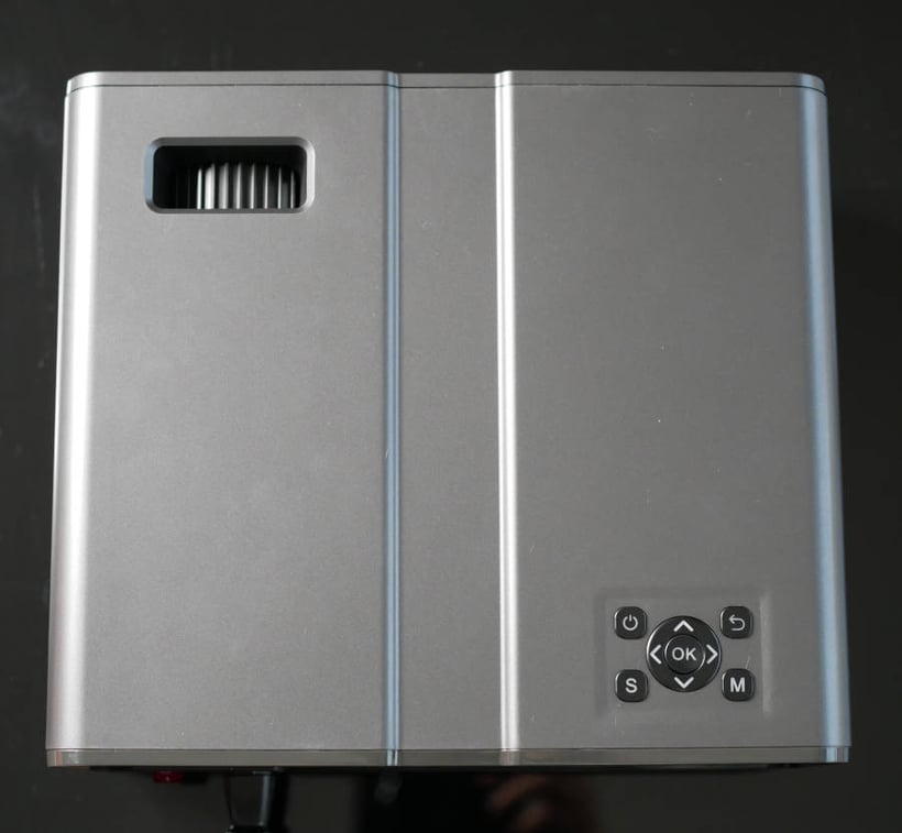 Yaber V10 design (1)