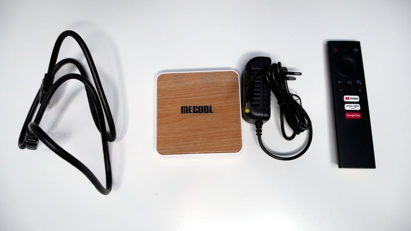 Mecool KM6 Deluxe Packaging