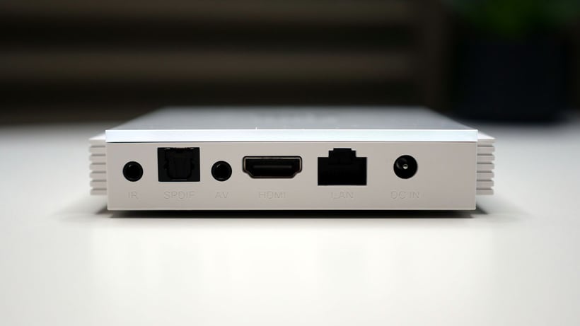 Mecool-km2-plus-deluxe-connectique-1200px