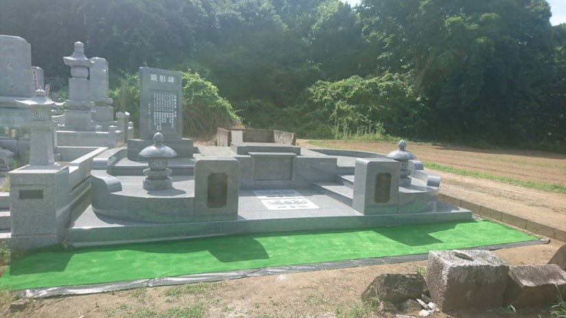 墓所　アーバングレイを使用した墓石