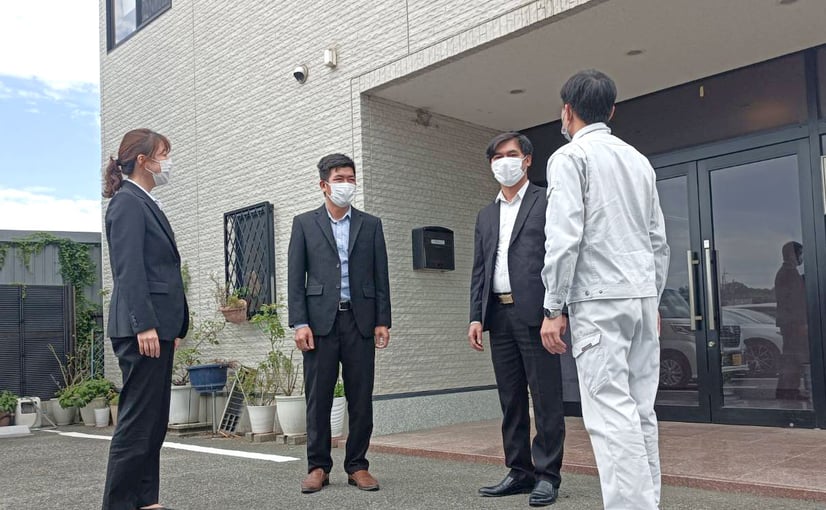 受入企業先へ組合スタッフが同行