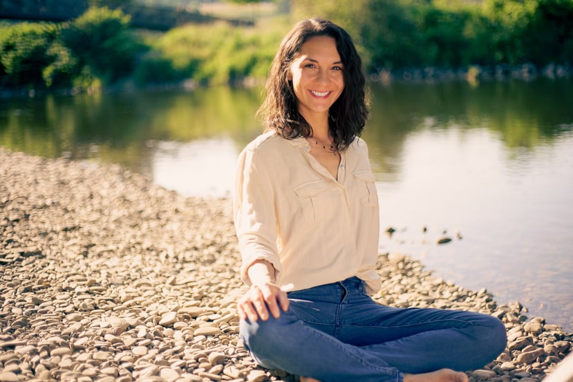 Julia Vuong schamanische Ausbildung NRW online Overath Köln Düsseldorf Frankfurt Hamburg Berlin Bonn Bergisch Rösrath Koblenz München Nürnberg Schamanismus lernen Workshop Seminar Spirituell Krafttierreise 