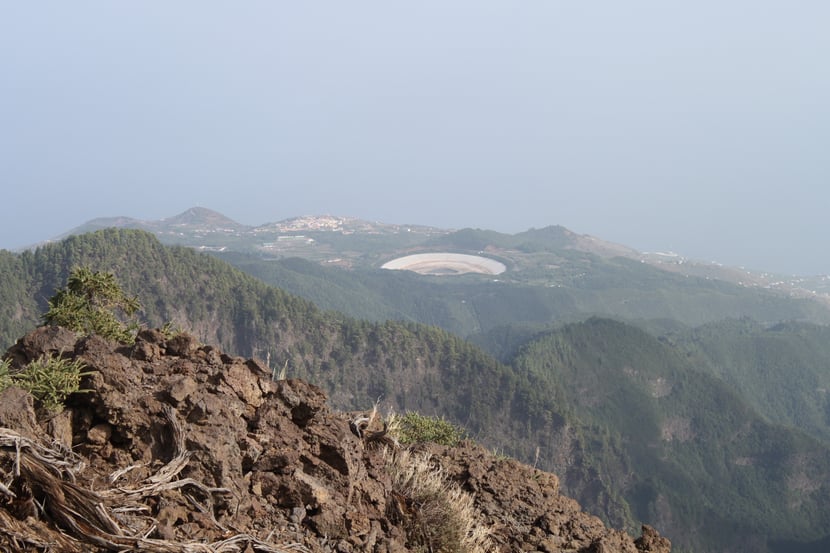 Unten kein Vulkan, sondern eine Wasserzisterne.