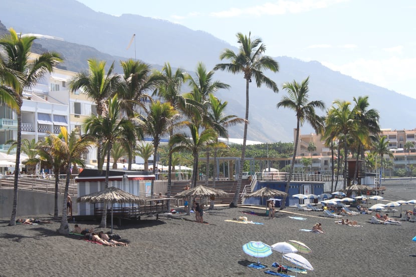 Puerto Naos ff.-neu entstandener Badeort.