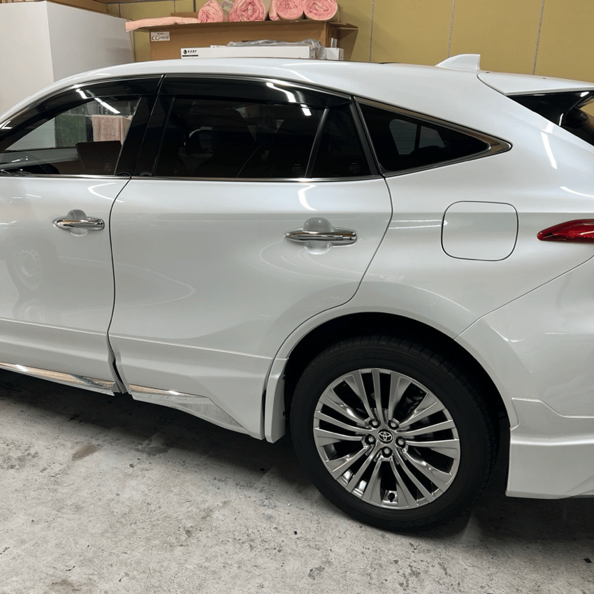 トヨタ　ハリアー　80系　カーフィルム施工　WINCOS Premium series　HCD-03G　リアサイド施工前