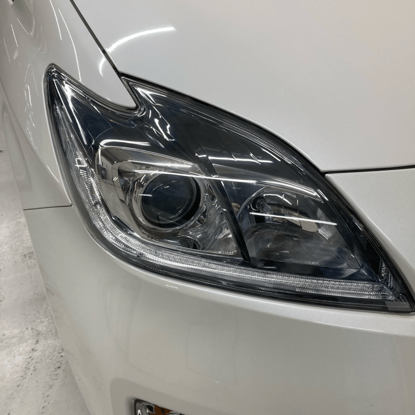 トヨタ　プリウス　30系　ヘッドライトリペア　施工例　施工後①
