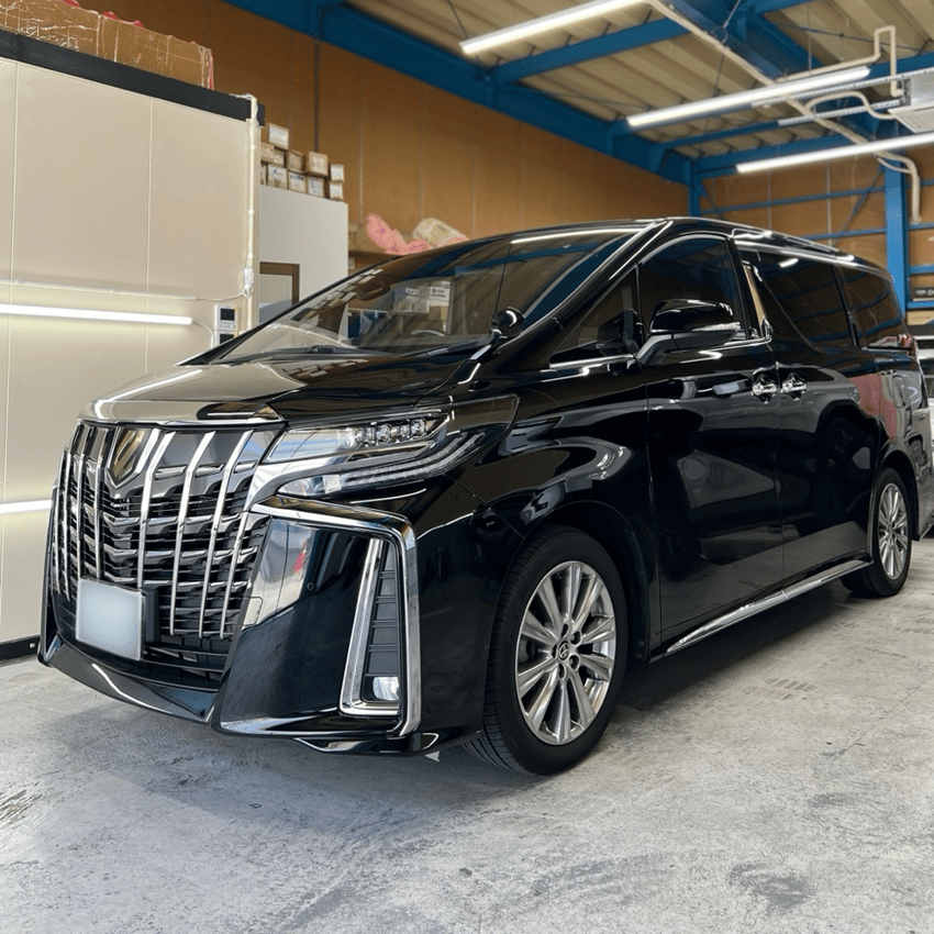 アルファード　30系　スモークフィルム施工